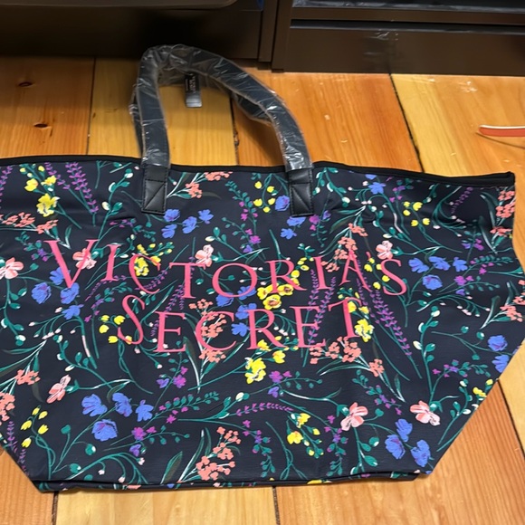 Victoria secret tote - Picture 1 of 2